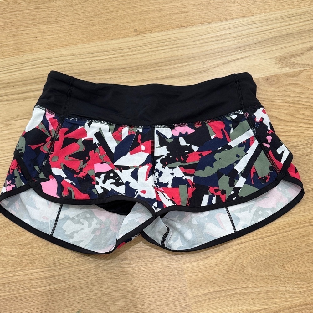 lululemon athletica Black and Pink Patterned Athletic Shorts
